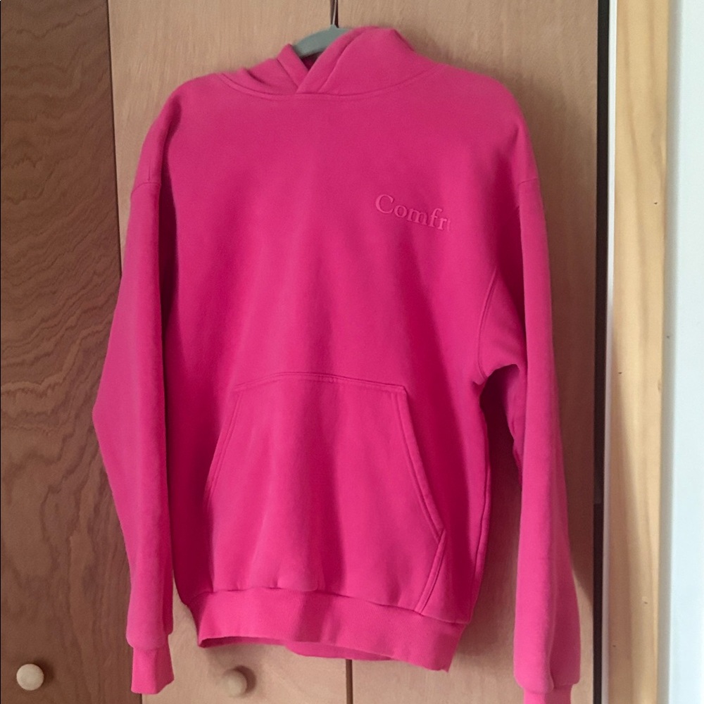 Comfort-Embroidered Pink Hoodie - Women